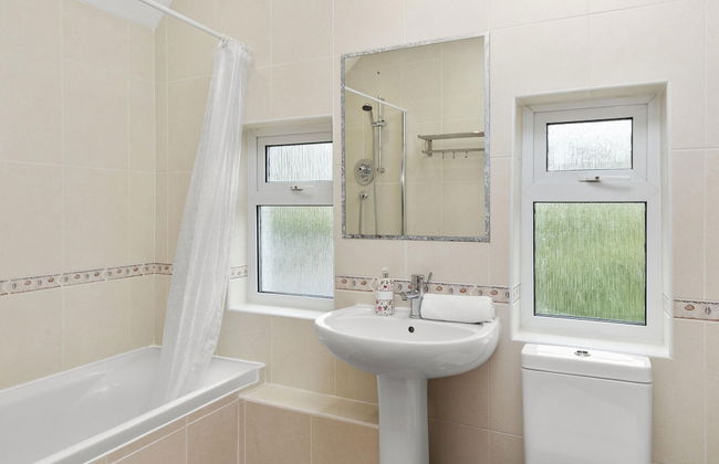 Pebble Corner With Free Parking By My Getaways - Foto 3