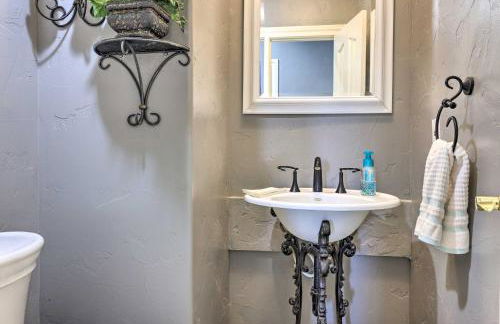 Extravagant 4,500 Sq Ft Home in Hill Country! - Photo 22