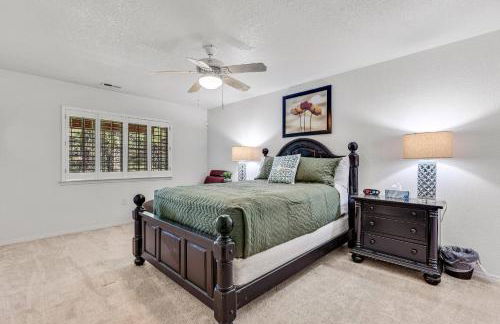 ACE - A Hole in One Right on the Golf Course Hot Tub Mt Views Pines - Foto 33