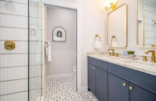 Elegant and Fully Furnished Condo Near Notre Dame - Foto 9