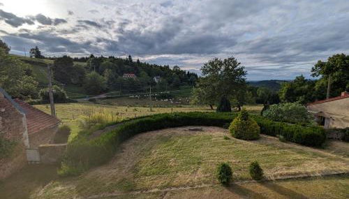 Loue belle demeure dans une grande propriété - 16 couchages, 8 chambres, 320 m2 - 30 min de Vichy - Foto 5, Garden