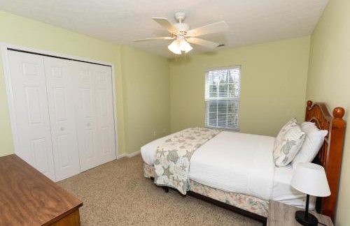 5 Bedroom Home in Old Homestead II - Photo 52