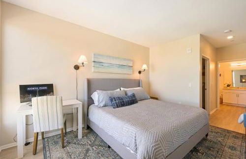 Lux North Park Gem King Beds Workspaces Parking - Foto 27