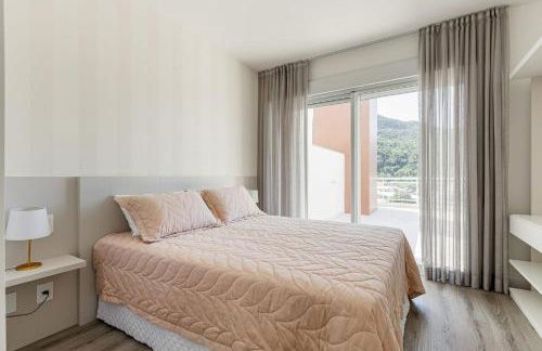 Cobertura em Resort Pé na Areia com Piscina Hidro - Foto 35