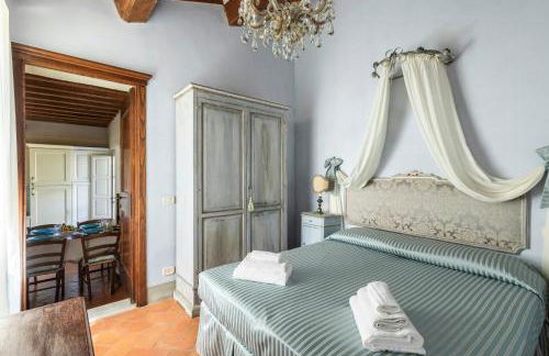 House With Wood-Fired Oven Near Arezzo - Photo 12