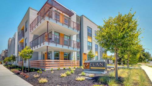 Elan Menlo - Photo 2