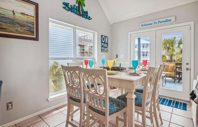 On Pool Time - Foto 14