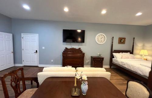 Midway Manor - Private Events, Weddings, Reunions - Foto 28