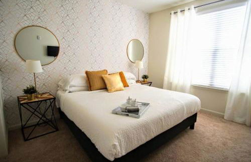 League Flats Uptown at West Trade Street - Photo 18