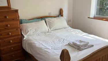 Small cottage on rural equestrian farm suitable for 2 adults and 2 children under 10 maximum - Foto 1