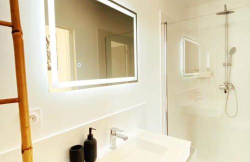 Le Haussmann ⸱ Stationnement gratuit ⸱ Fibre - Foto 5