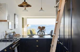 Stunning architect designed beachfront property - Foto 18