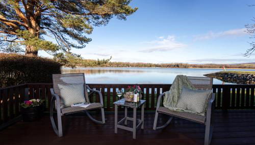 Sandmartin Lodge a lakeshore haven at Pine Lake Resort - Foto 4