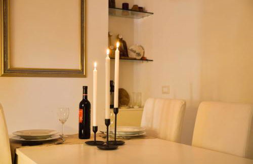 The Red Suite in Florence with Free Parking - Foto 14