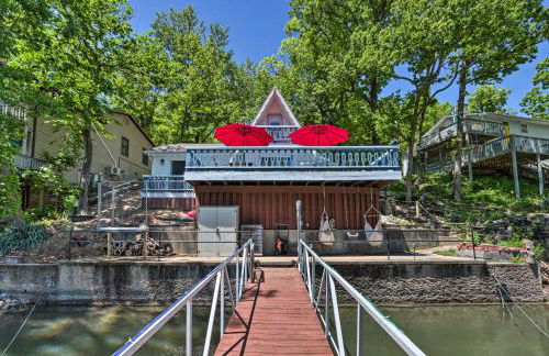 Lakefront Rocky Mount Cabin with Dock and Kayaks! - Foto 26
