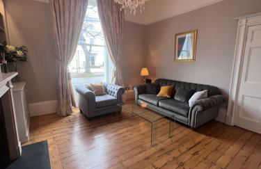 No2 Clarence grade II Regency townhouse short walk to racecourse and town centre - Photo 39