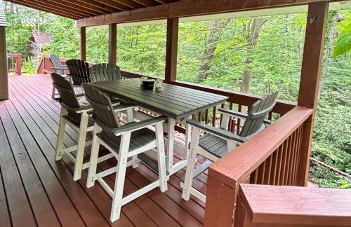 Bern's Summit Solitude: Stream-Front Serenity - Photo 32