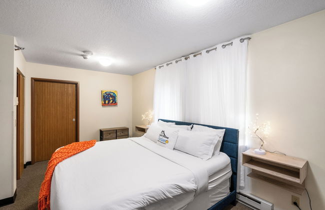 Bison at Buffalo Jump - Photo 5