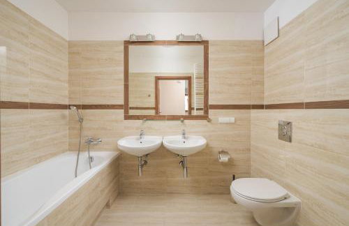 Wronia Business Superior Residence by BookingHost - Foto 24