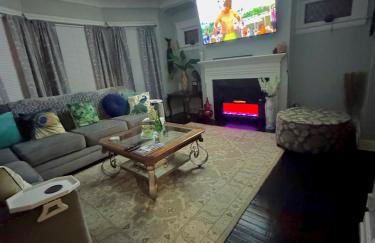 Cozy Home By University Circle VA,CC & Museum - Foto 20