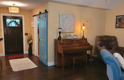 The Red House on the Mountain Top - Foto 11