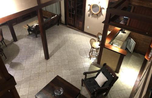 Casa com piscina e churrasqueira • Cabo Frio Ogiva - Foto 11