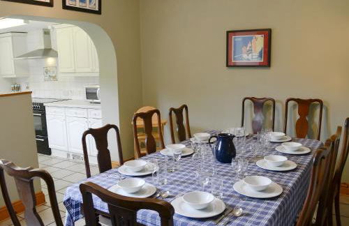 Pembroke House - Photo 5