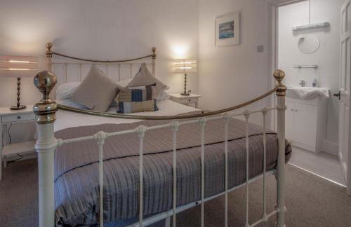 Caleb's Cottage - 4 Bedroom Cottage - Solva - Photo 56