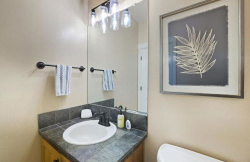 Bethany Breeze - Comfort, Style, and Convenience home - Foto 23