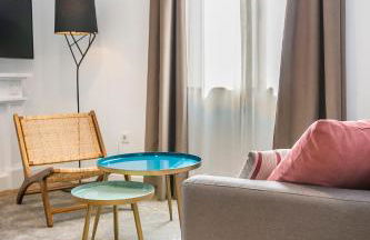 Aquitania Home Suites - Photo 107