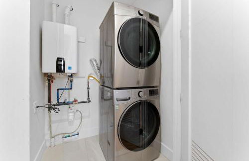 3BR Luxury w Rooftop Views - Foto 26