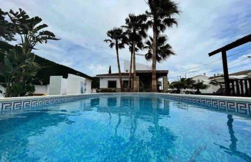 Villa las palmeras bonita casa con piscina privada - Foto 1