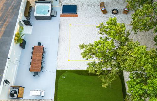 5BR HotTubPoolTableMiniGolf 7 min to Wynwood - Foto 52