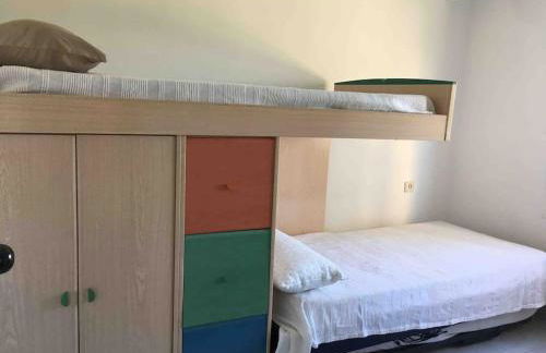 Apartamento segunda línea de playa con piscina - Photo 13