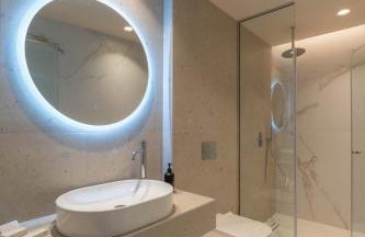 Minotaur's Rest - Luxury Residences with Free Private Parking, near Port & Airport - Foto 56