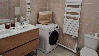 Chic & Spacious 3-Bedroom with balcony - Foto 4