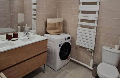 Chic & Spacious 3-Bedroom with balcony - Foto 4