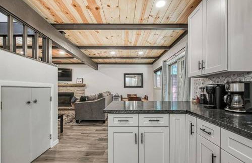 Elderberry Bluejay Location Goals Tub Time - Photo 59