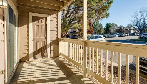 1 Mi to Light Rail Englewood Condo with Pool Access - Foto 3