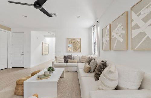 Luxe Queen Creek Home with Pool, Yard, Work Station - Photo 41