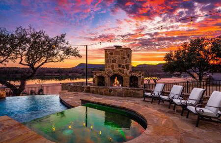 Beachfront Villa New Listing Intro Pricing - Foto 5