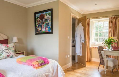 The Old Millhouse - Luxury Retreat with Sauna, Cold Plunge, Yoga & Swim SPA - Photo 41