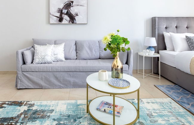 Radiant & Cozy Studio Apartment In Sports City - Photo 8