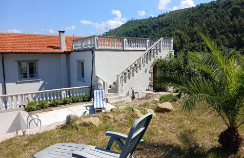 Villa dei Sogni, with private pool ,roof terrace and spectacular views of Monaco and Ligurian mountains - Foto 23
