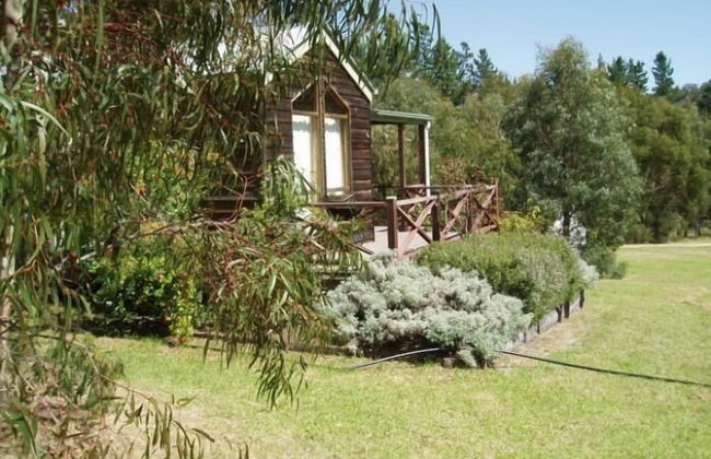 Wisteria Cottage and Cabins - Photo 46