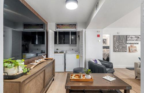 Modern & Stylish Condo Near UF, Shands & VA - Foto 14