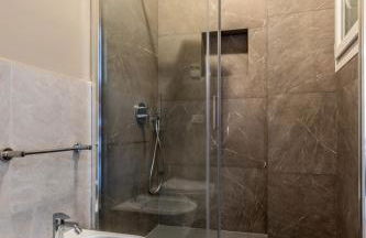 StayEasy Quadronno33 - 3 bedrooms, 2 baths - Duomo walking distance - Foto 28
