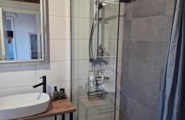 Hižica v plavem trnacu 1 - Foto 9