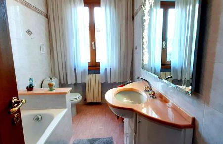 [TERME] CASA IN STILE CLASSICO IN TOSCANA CON TERRAZZO - Foto 7