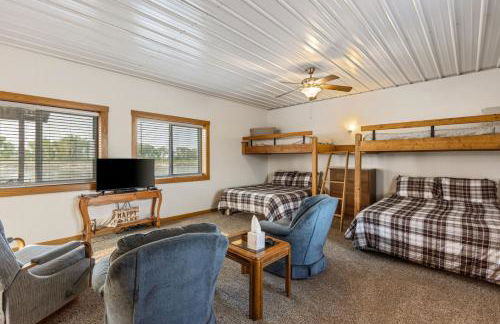 Peaceful Riverfront Cabin Sleeps 4 Decatur Nebraska - Foto 2